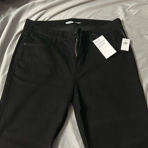 NWT Old Navy Super Skinny Black Mid Rise Jeans